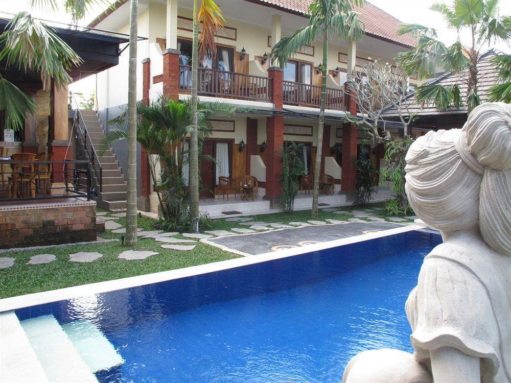 Bisma Sari Resort Ubud Extérieur photo